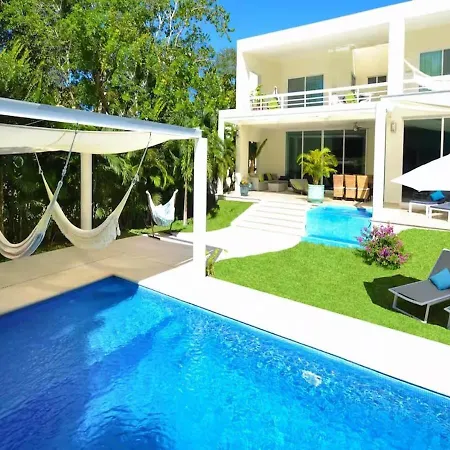 Villa Mariposa With Private Pool Jacuzzi Und Incl Services